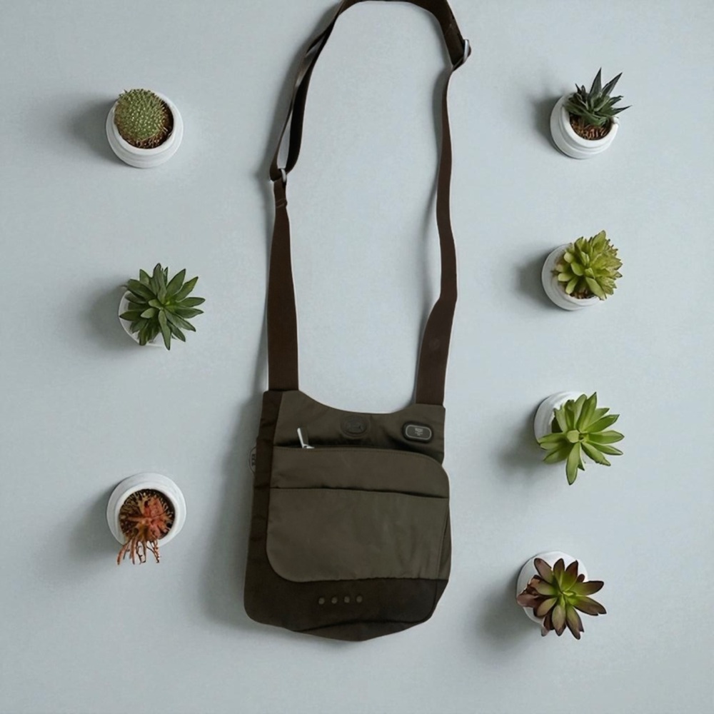 Tumi T-Tech, zipped nylon Crossbody Bag